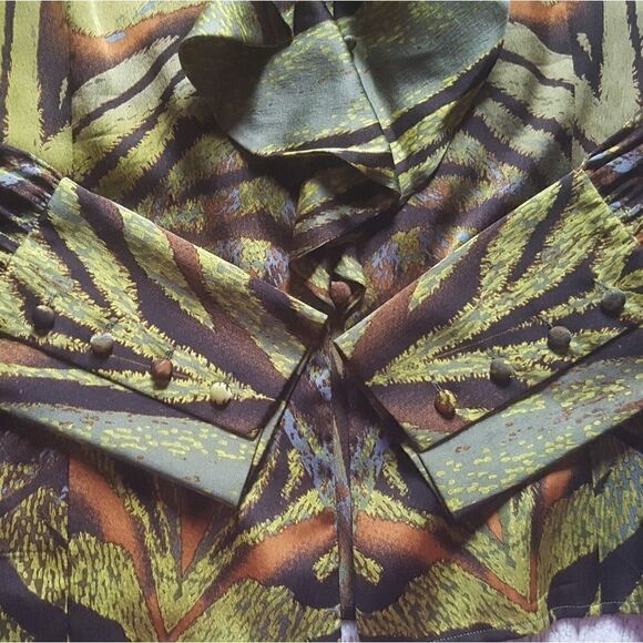 ST. JOHN Vintage Top Long Sleeve Silk Ruffle Button Down Retro Y2k Womens 10 - Picture 5 of 8